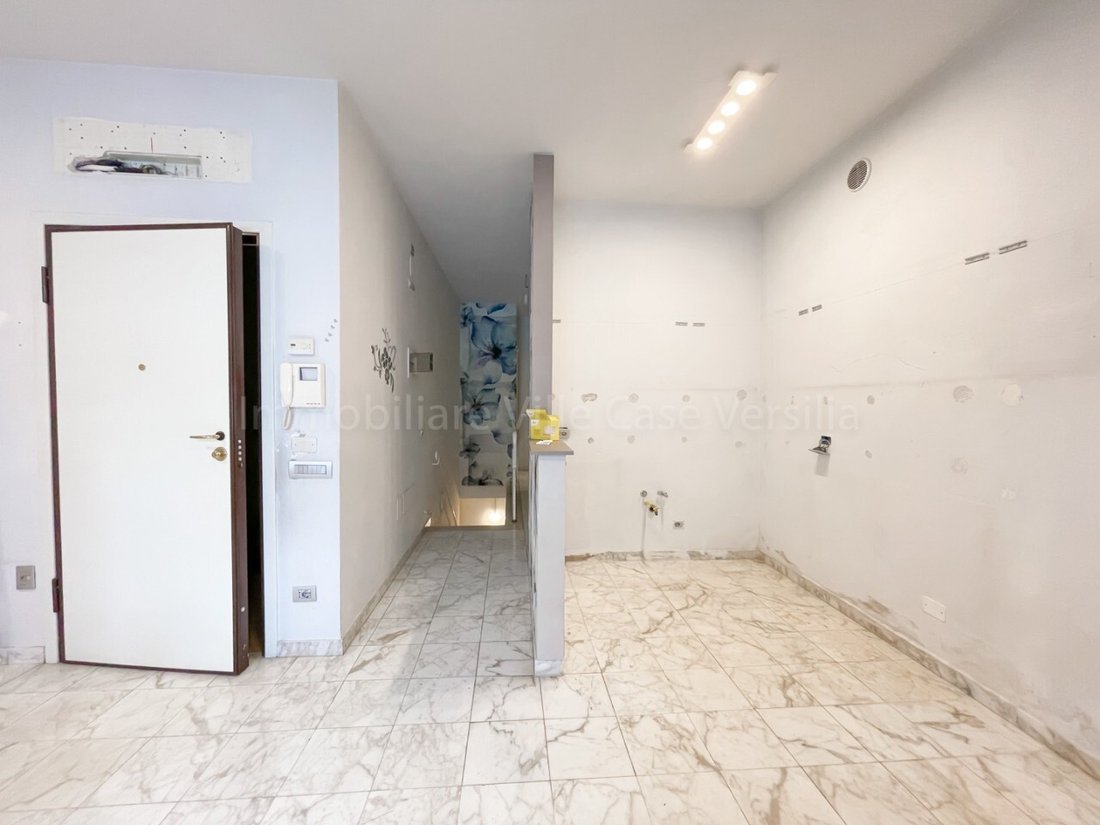 Apartment in Lungomare, Viareggio, Tuscany 5 - 15204410