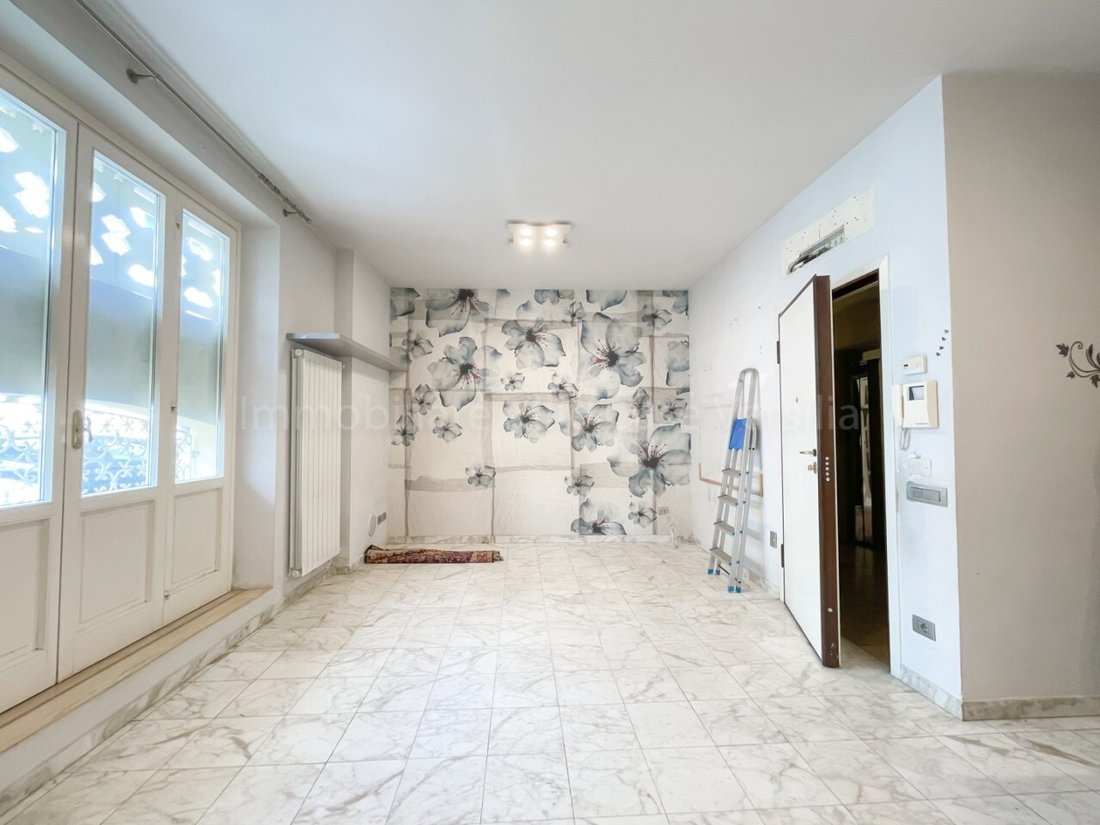 Apartment in Lungomare, Viareggio, Tuscany 4 - 15204410