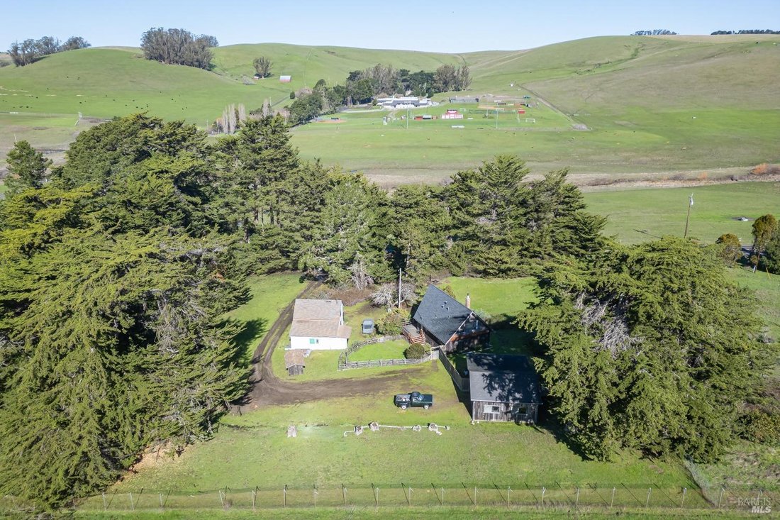 House in Petaluma, California, United States 3 - 15204585
