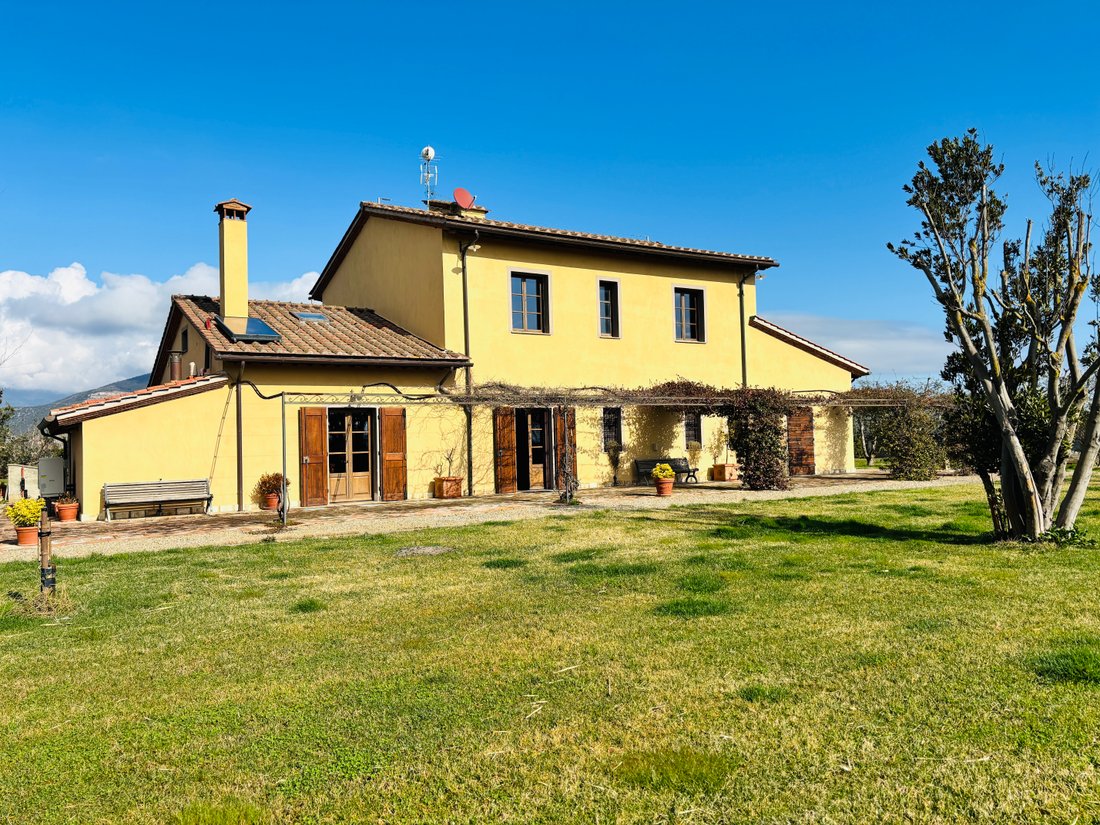 Country House in San Frediano a Settimo, Cascina, Tuscany 1 - 15204897