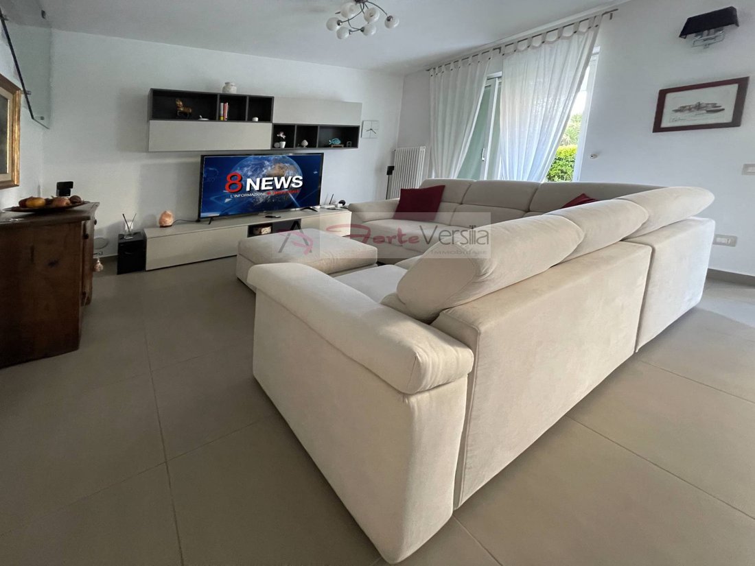 Villa in Cinquale, Montignoso, Tuscany 5 - 15208075