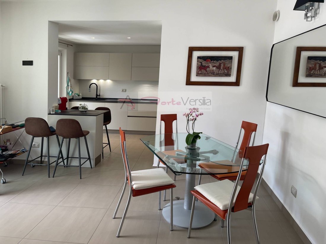 Villa in Cinquale, Montignoso, Tuscany 2 - 15208075