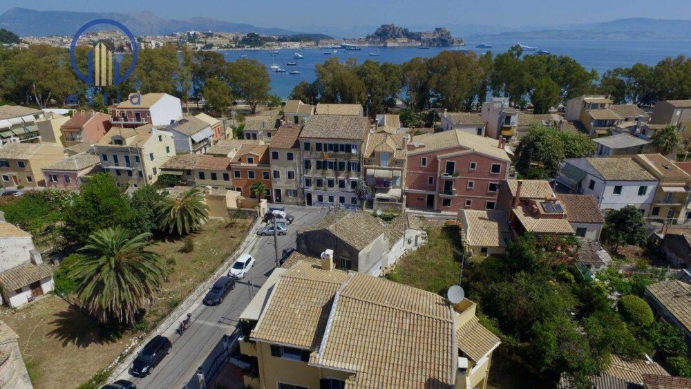 Land in Korfu, Peloponnese, Western Greece and the Ionian, Griechenland 1 - 15206773