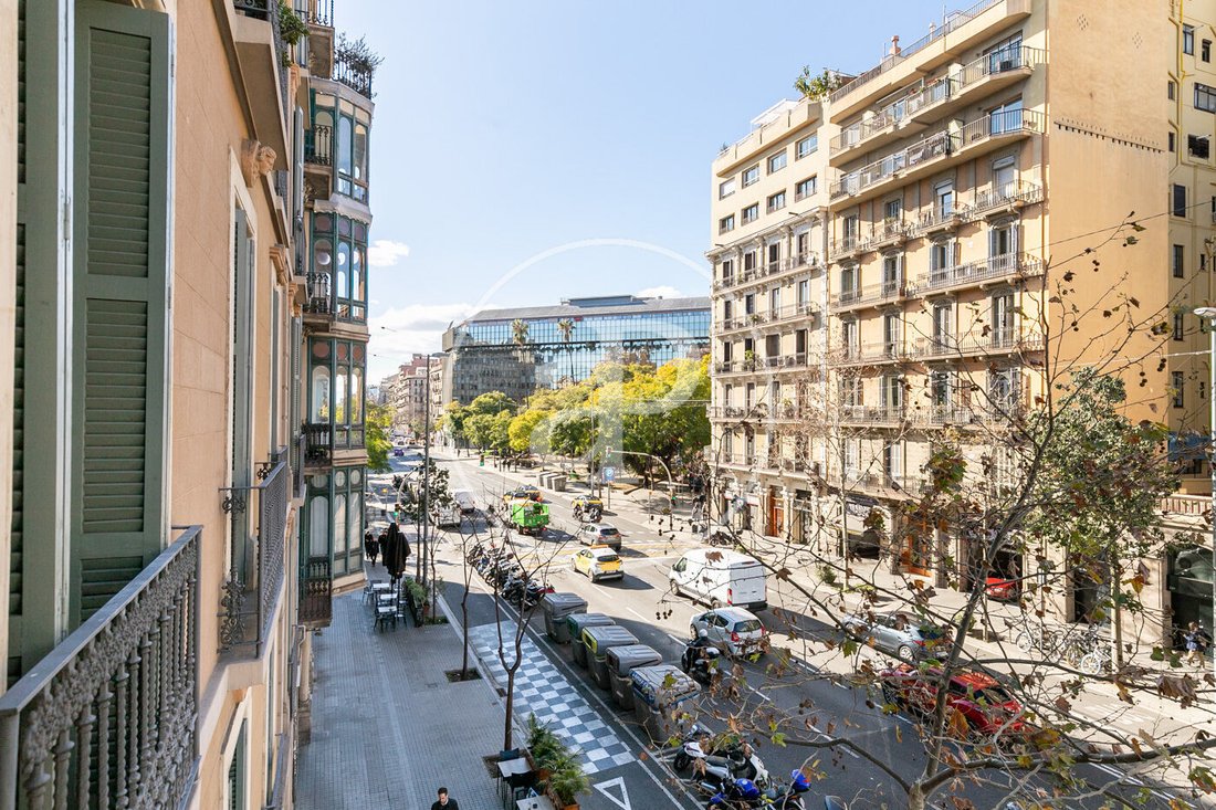 Wohnung in Eixample, Barcelona, Spanien 3 - 15207079