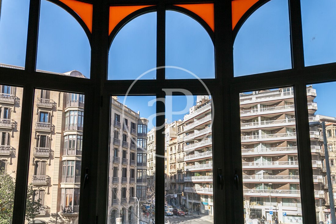 Wohnung in Eixample, Barcelona, Spanien 1 - 15207079