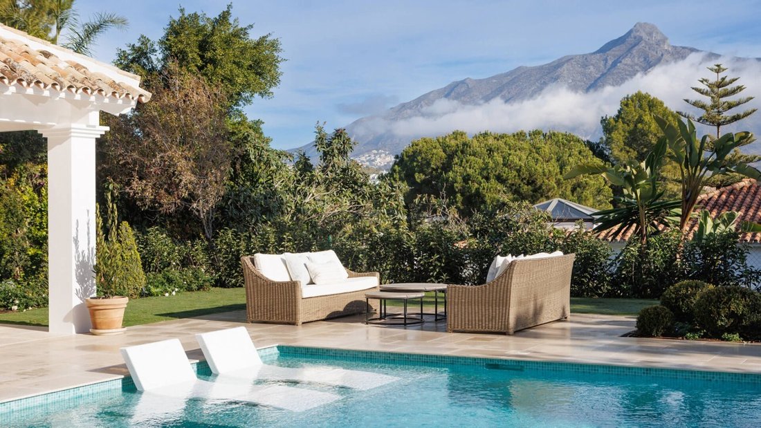 Villa in Marbella, Andalusia, Spain 2 - 15207046