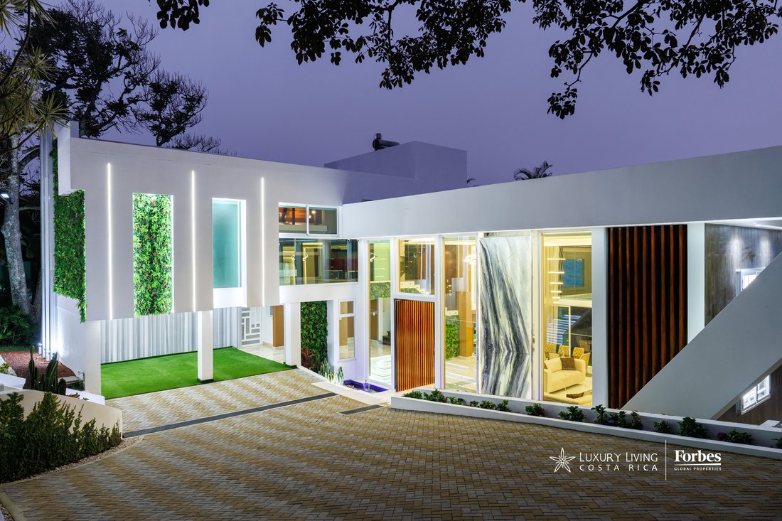 House in San Rafael de Escazú, San José Province, Costa Rica 1 - 15064772