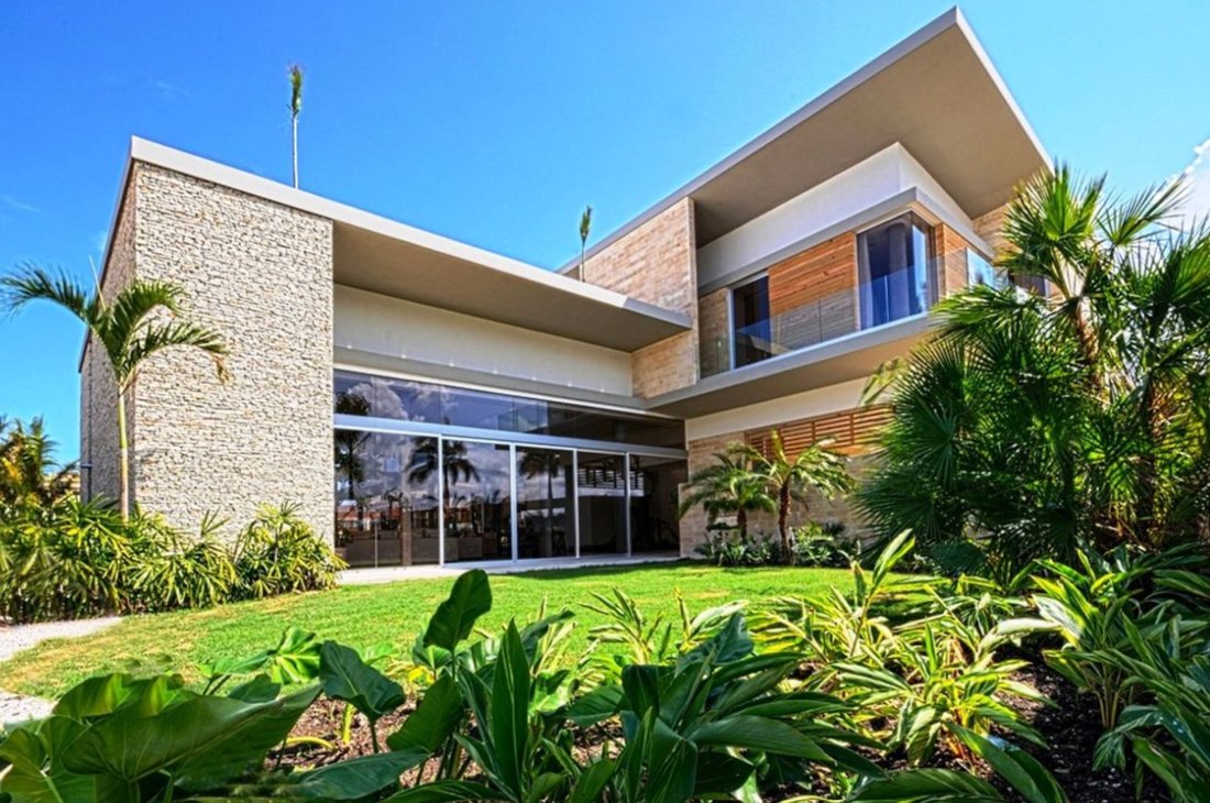 Villa in Punta Cana, La Altagracia Province, Dominican Republic 2 - 15206065