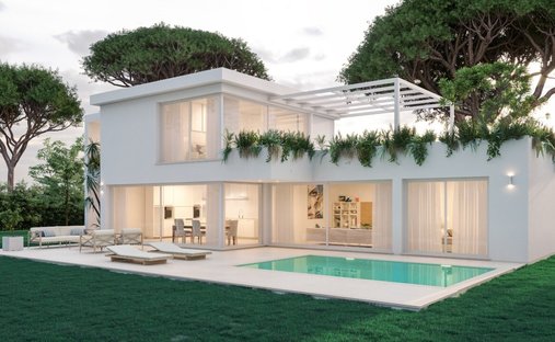 Villa in Pietrasanta, Tuscany, Italy 1