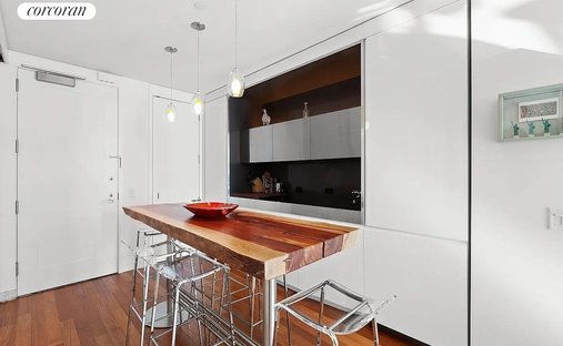 Condo in New York, New York, United States 1