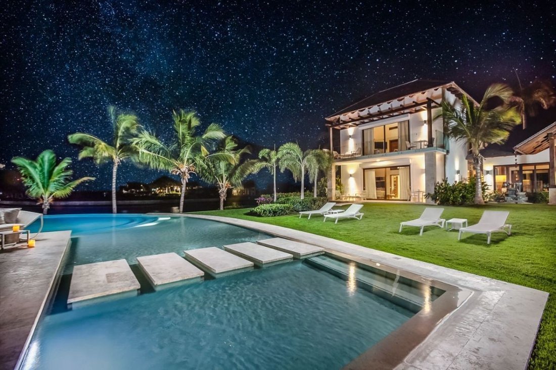 Villa in Punta Cana, La Altagracia Province, Dominican Republic 1 - 15206218
