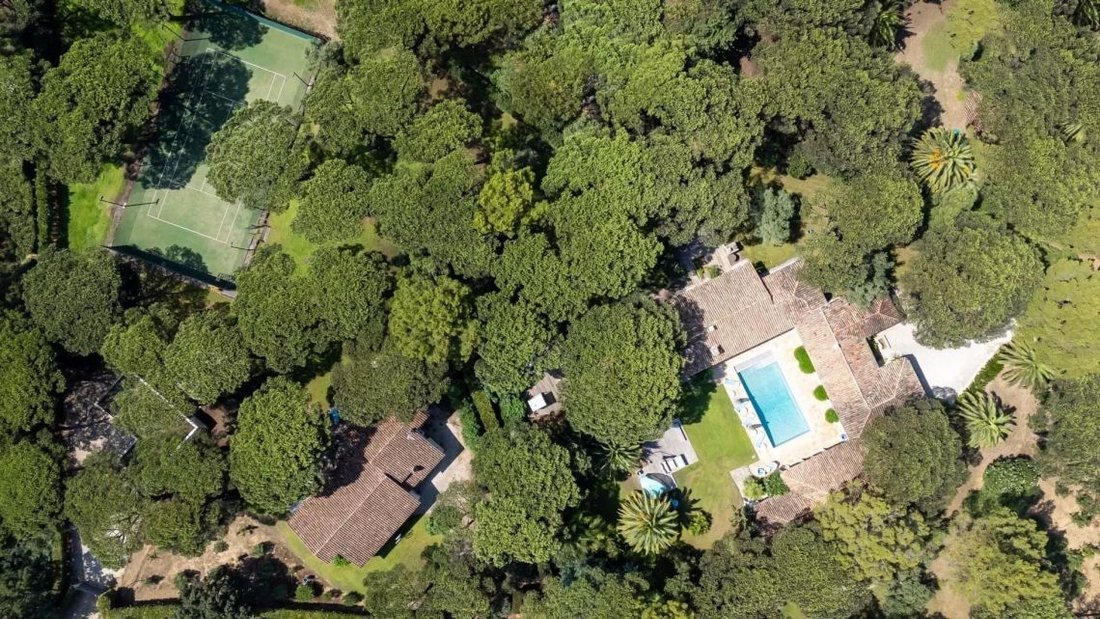 Villa in Zone Ouest Urbaine, Saint-Tropez, France 3 - 15205028