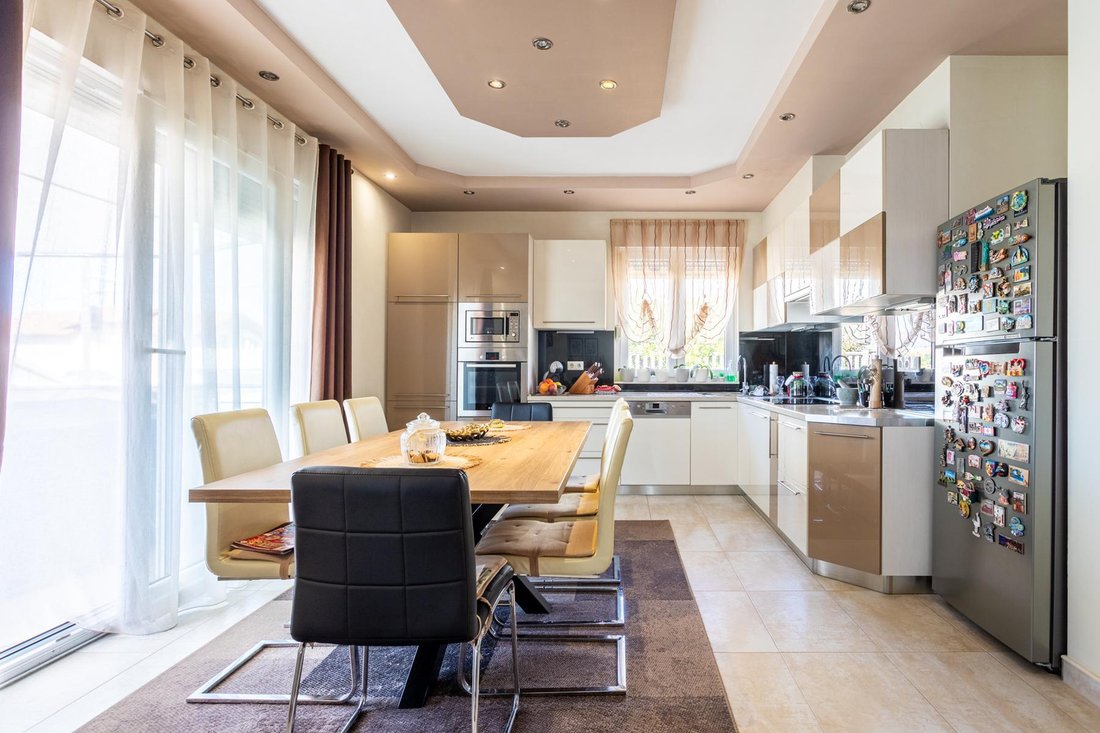Villa in Okrug Gornji, Split-Dalmatia County, Croatia 2 - 15208041