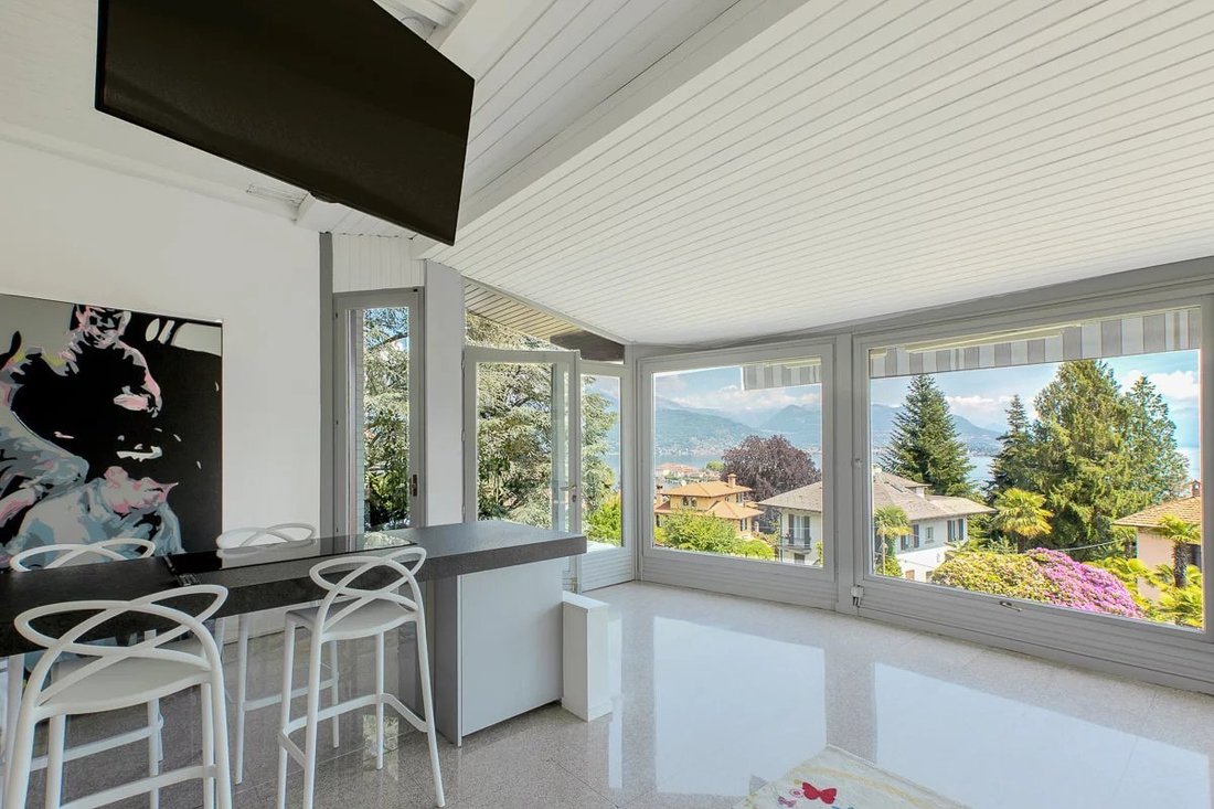 Villa in Stresa, Piedmont, Italy 4 - 10740301