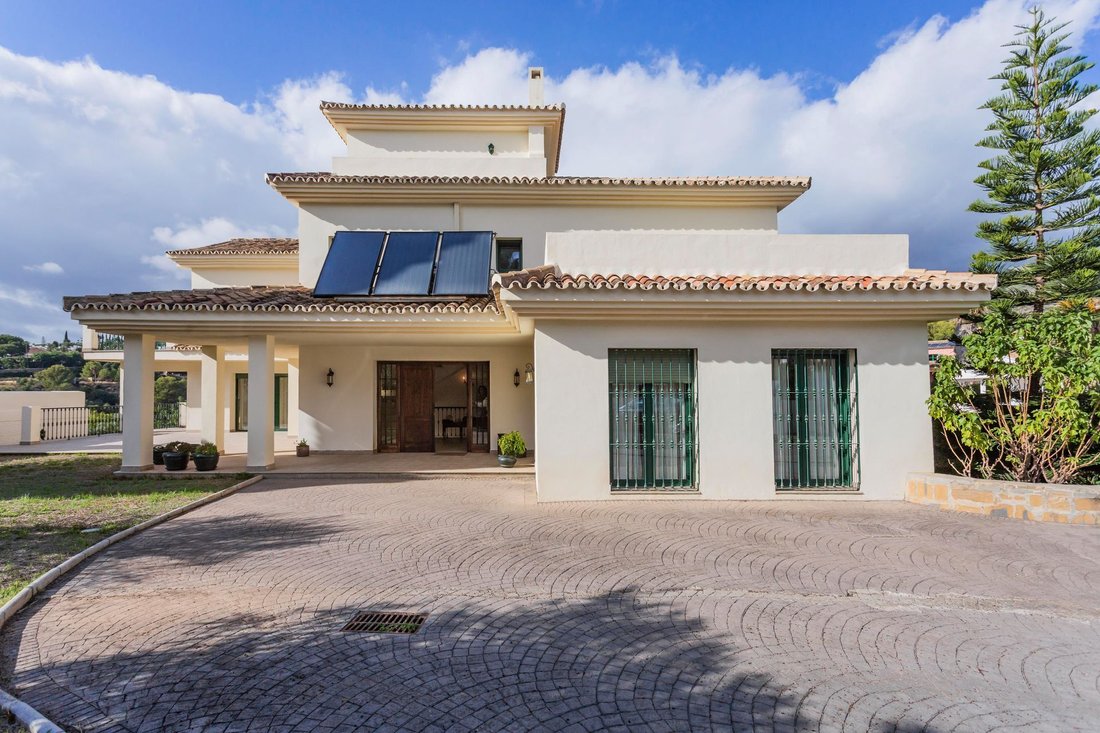 Chalet in Marbella, Andalusia, Spain 4 - 15207375
