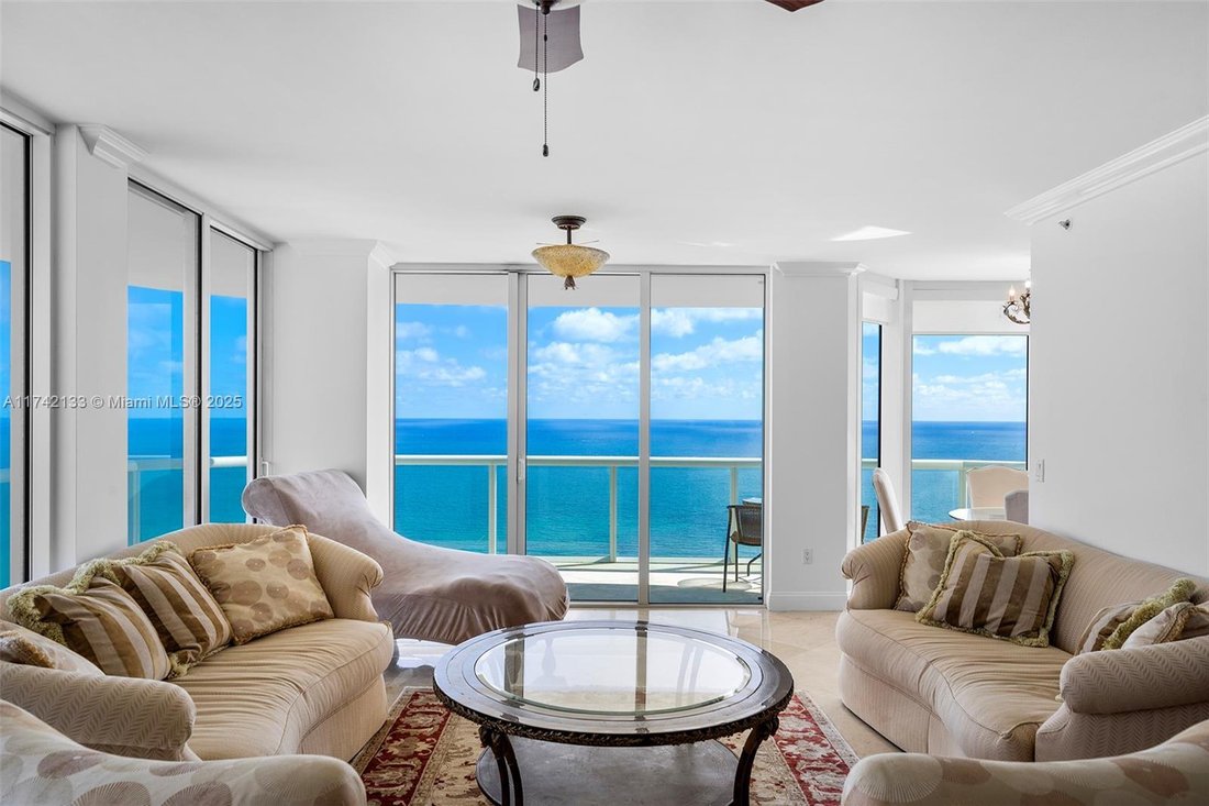 Condo in Miami Beach, Florida, United States 3 - 15206930
