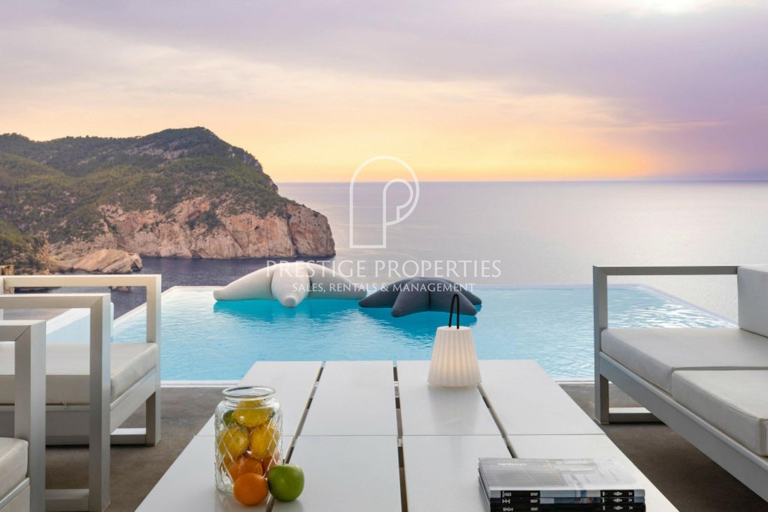 Villa in Sant Joan de Labritja, Balearic Islands, Spain 2 - 15207809