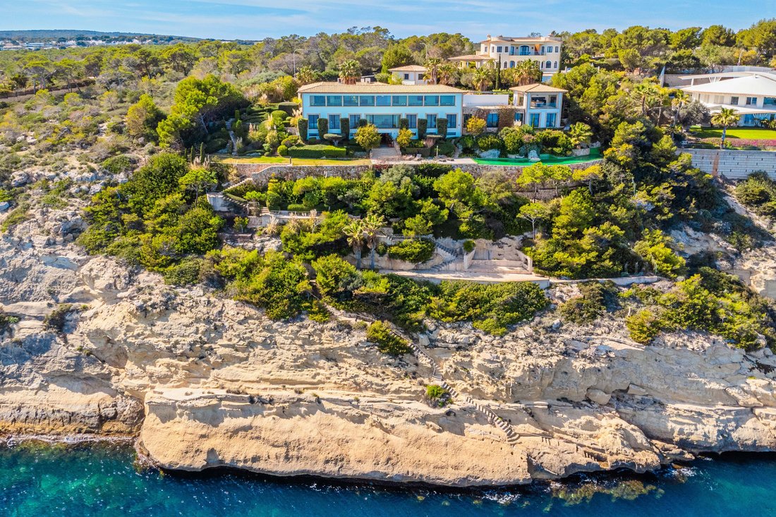Villa in Calvià, Balearic Islands, Spain 1 - 15205188