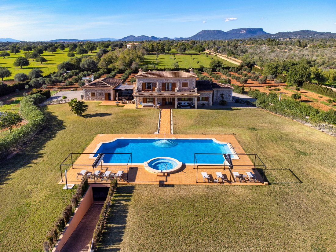 Villa in Llucmajor, Balearic Islands, Spain 1 - 15205126