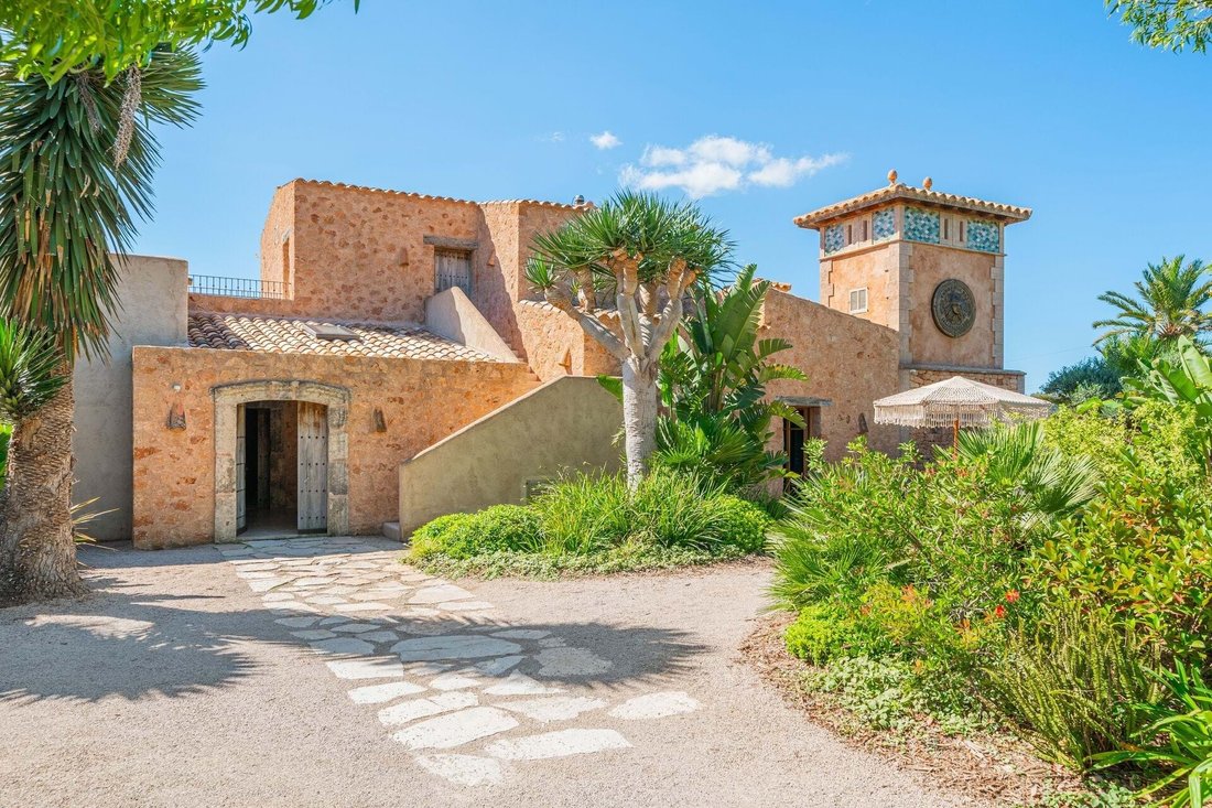 Villa in Caubet, Balearic Islands, Spain 3 - 15205290
