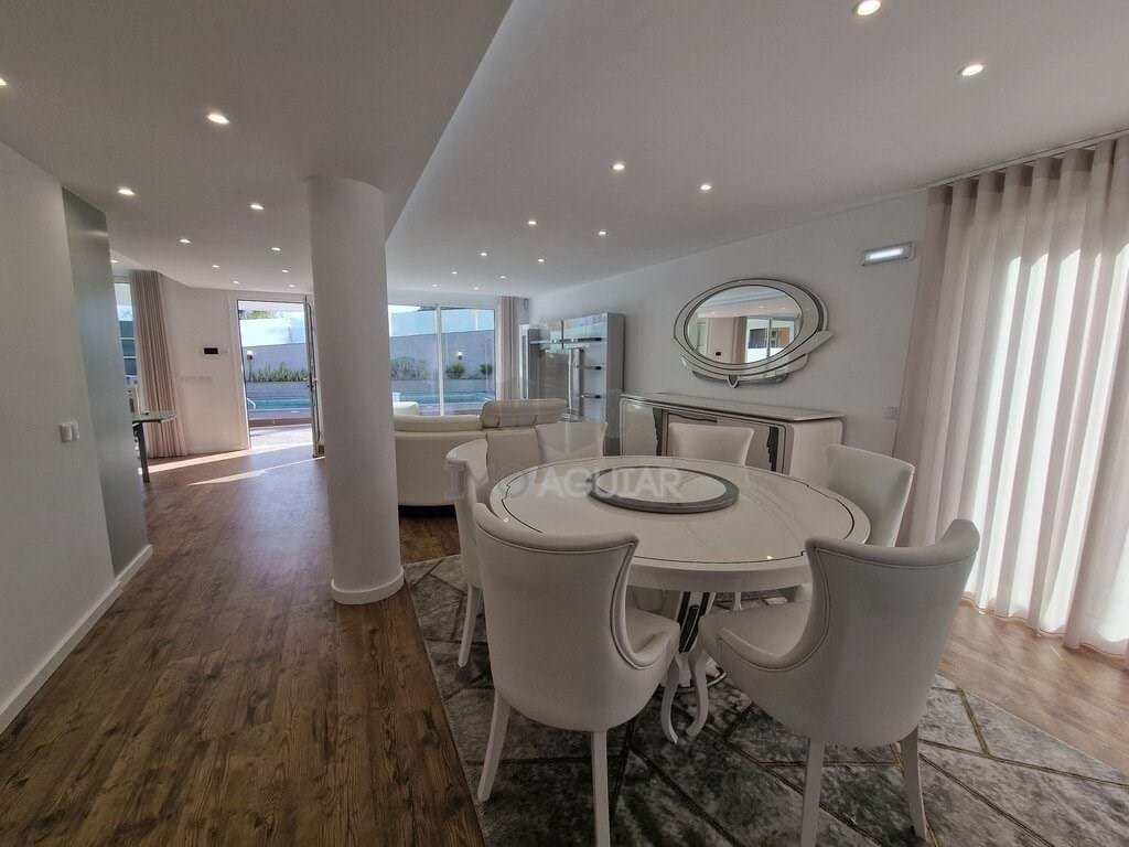 Villa in Machico, Autonome Region Madeira, Portugal 2 - 15205527