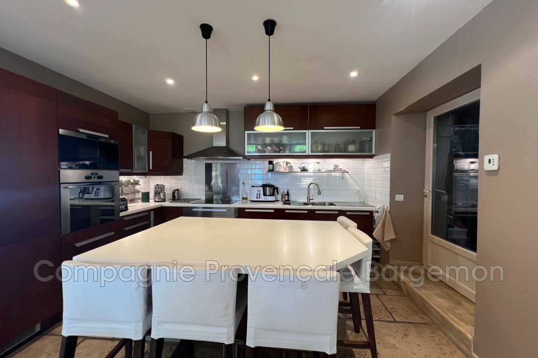 Villa in Bargemon, Provence-Alpes-Côte d'Azur, France 4 - 15206107