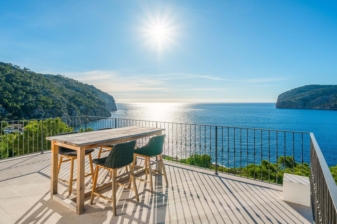 Villa in Camp de Mar, Mallorca, Andratx, Balearic Islands 1 - 15205469