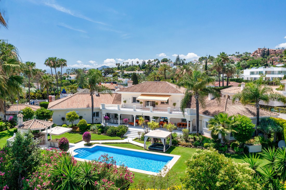 Villa en Marbella, Andalucía, España 1 - 15207464