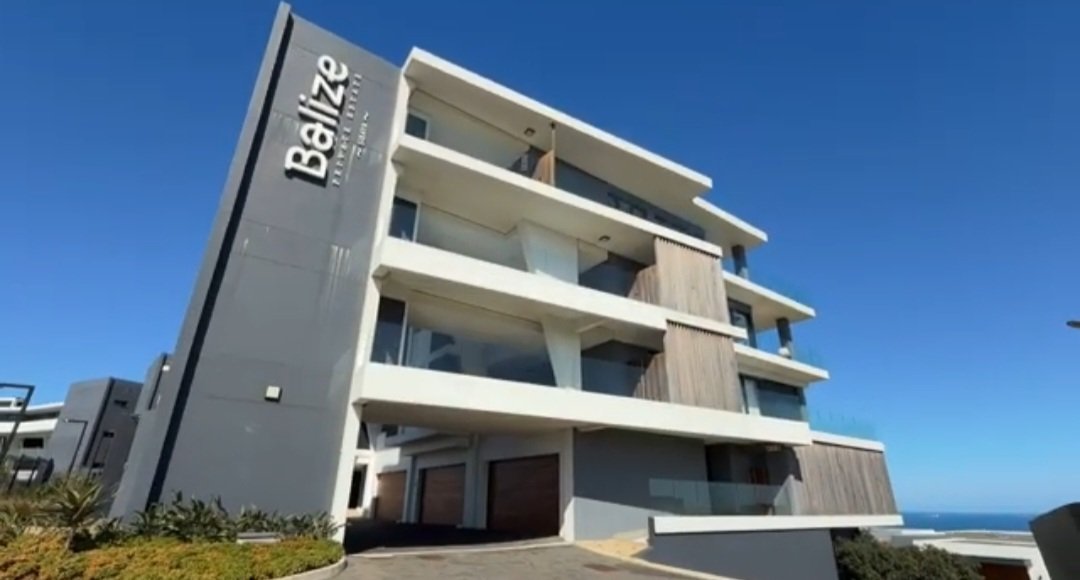 Apartment in La Lucia, KwaZulu-Natal, South Africa 1 - 15208633