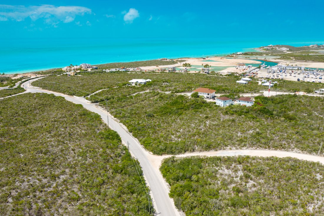 Terrain à Long Bay Hills, Caicos Islands, Îles Turks et Caïques 3 - 15209639