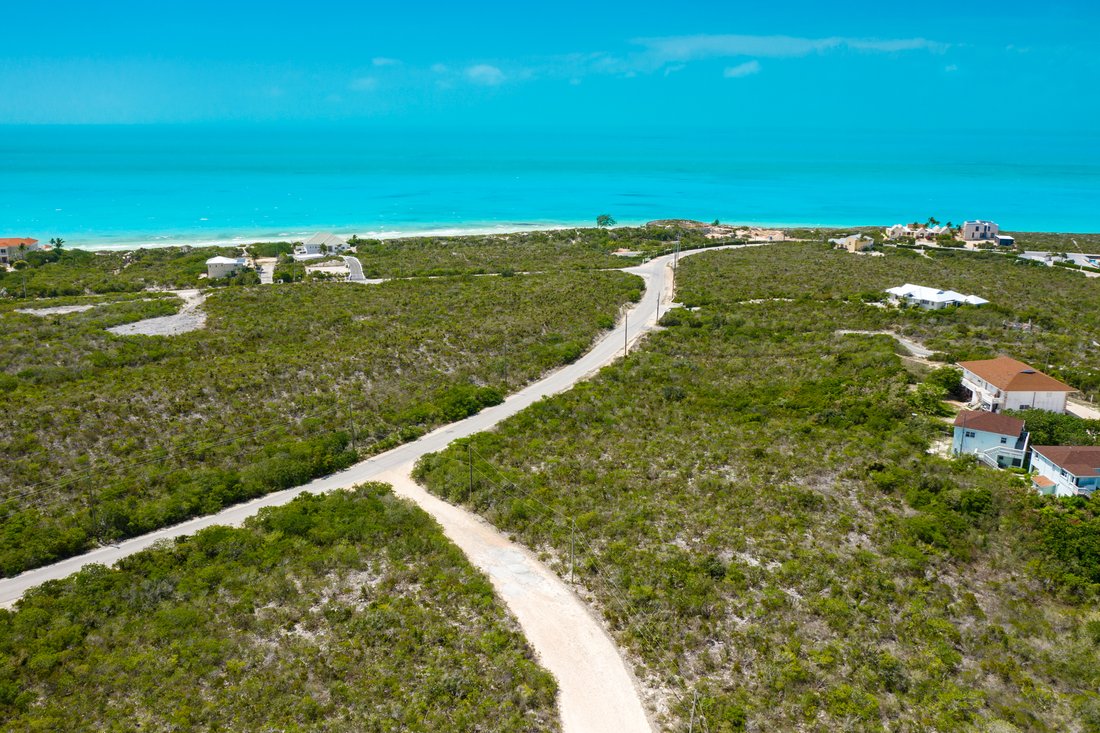 Terrain à Long Bay Hills, Caicos Islands, Îles Turks et Caïques 1 - 15209639