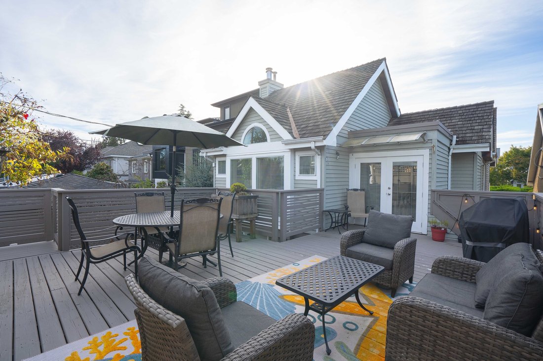 Townhouse in Vancouver, British Columbia, Canada 2 - 14865722