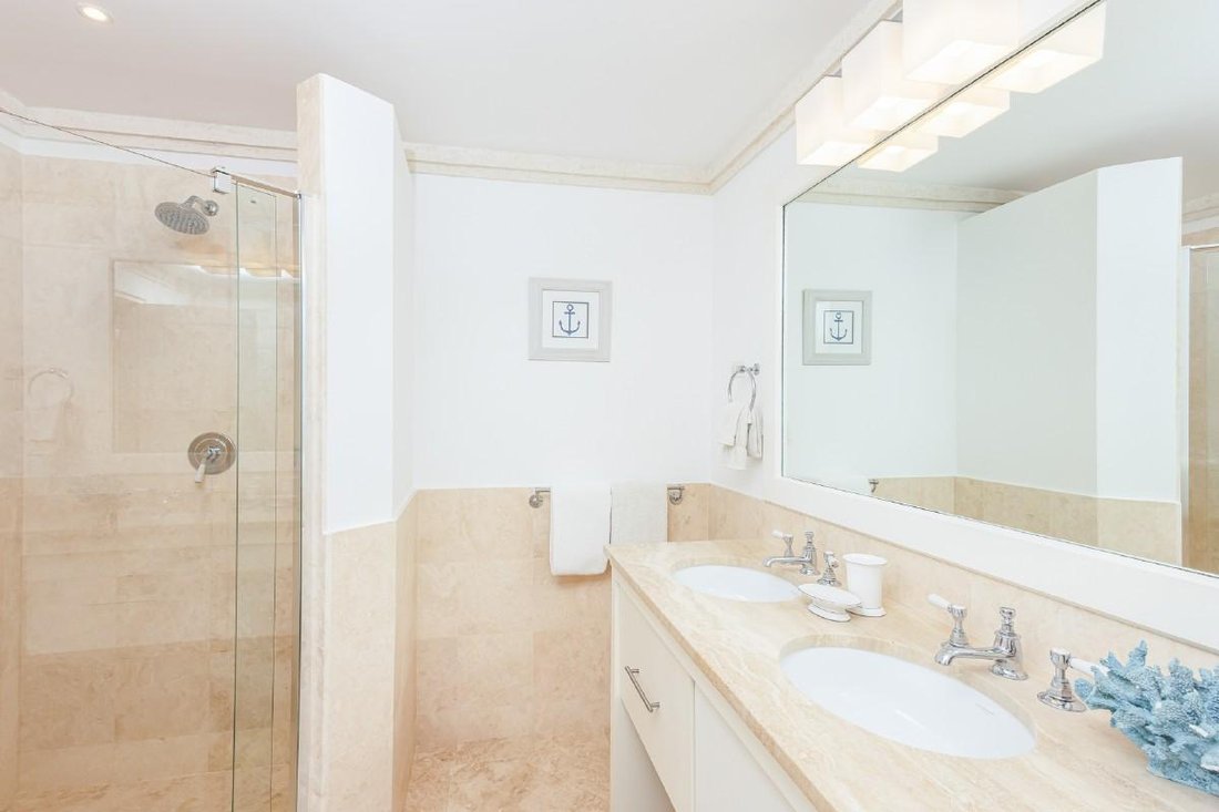 House in Westmoreland, Saint James, Barbados 3 - 15210089