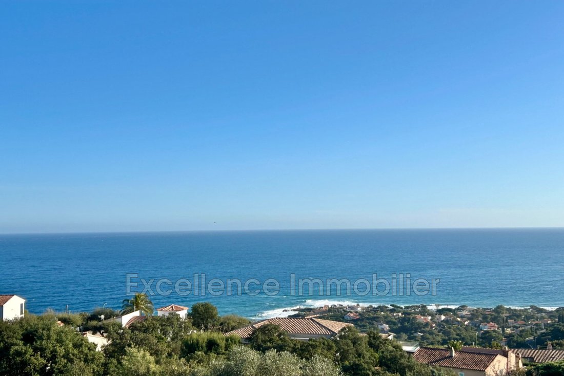 Villa in Les Issambres, Roquebrune-sur-Argens, France 1 - 15210414