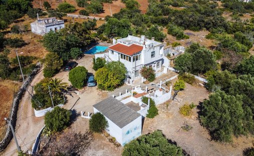 Villa in Santa Barbara de Nexe, Algarve, Portugal 1