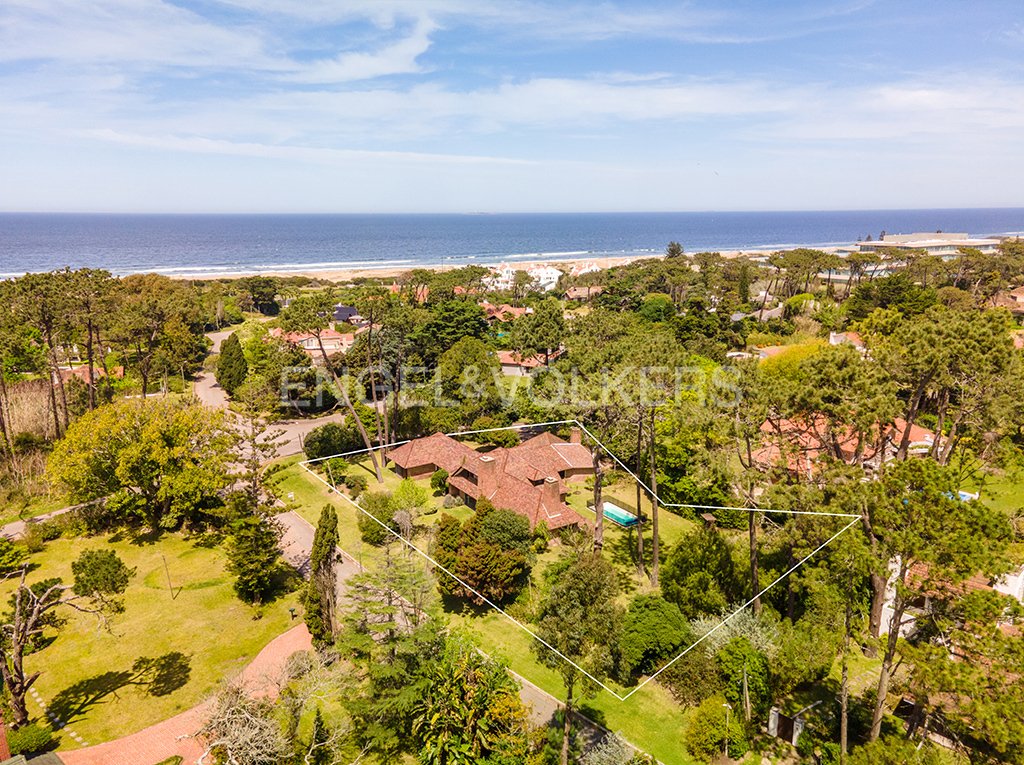 Townhouse in Punta del Este, Maldonado Department, Uruguay 1 - 13813880