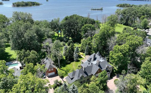 Maison à Senneville, Québec, Canada 1