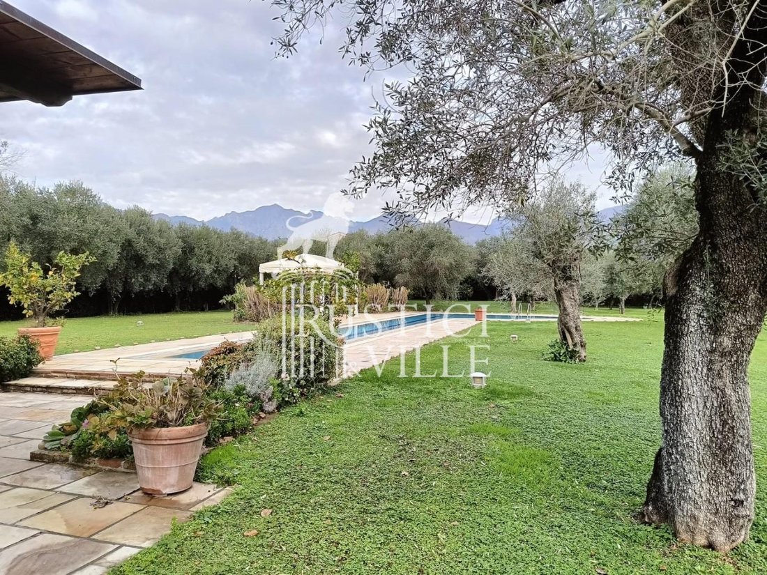 Villa a Pietrasanta, Toscana, Italia 5 - 15211870