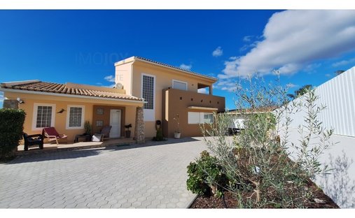 House in Portimao, Algarve, Portugal 1