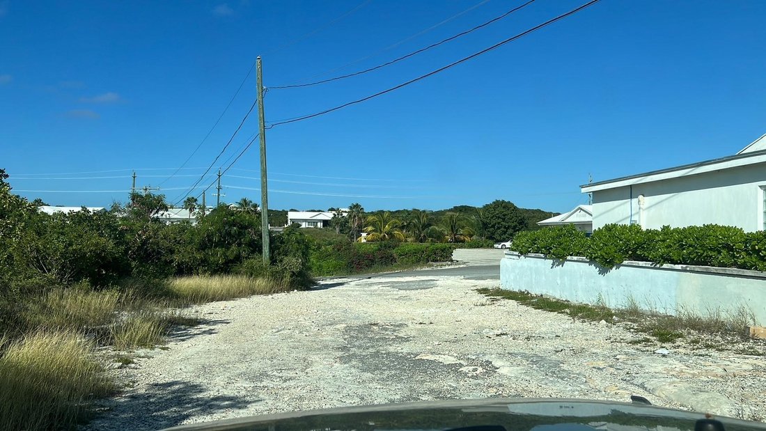 Land in Cooper Jack Bay Settlement, Caicos Islands, Turks and Caicos Islands 2 - 15211679