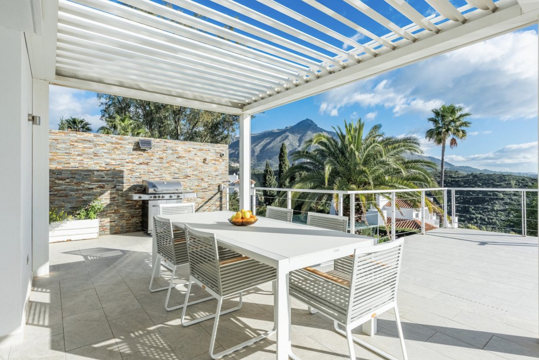 Villa in Nueva Andalucia, Marbella, Spain 4 - 15211824