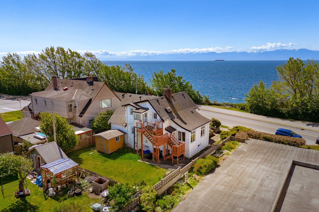 House in Victoria, British Columbia, Canada 4 - 14275032