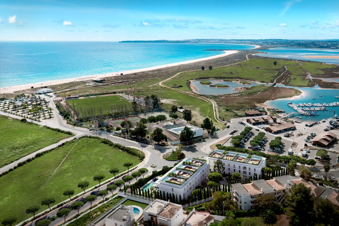 Apartment in Alvor, Algarve, Portugal 3 - 15209708