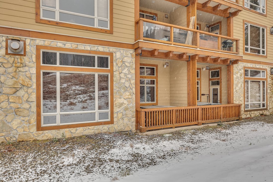 Condo in Beaverdell, British Columbia, Canada 2 - 14933493