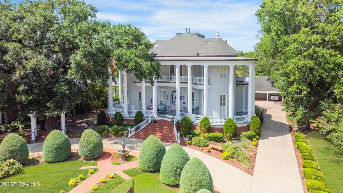 House in New Iberia, Louisiana, United States 1 - 15212487