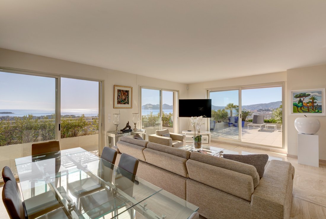 Apartment in La Californie, Cannes, France 5 - 15212564
