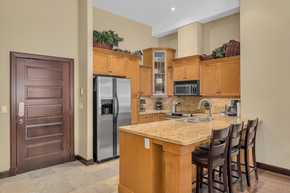 Condo in Beaverdell, British Columbia, Canada 5 - 14933493
