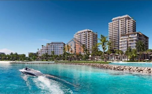 Apartment in Dubai Islands / Deira Islands, Dubai, United Arab Emirates 1
