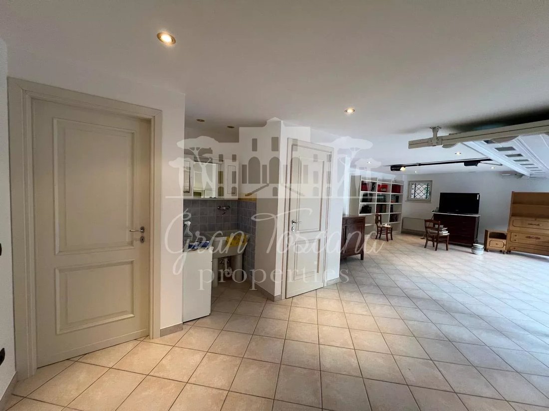 Villa in Strettoia-Capezzano-Valdicastello, Pietrasanta, Tuscany 5 - 13509692