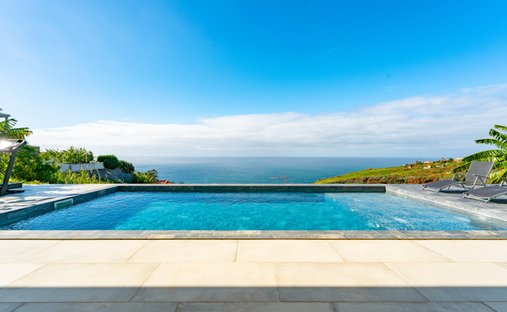 Villa in Calheta, Madeira, Portugal 1